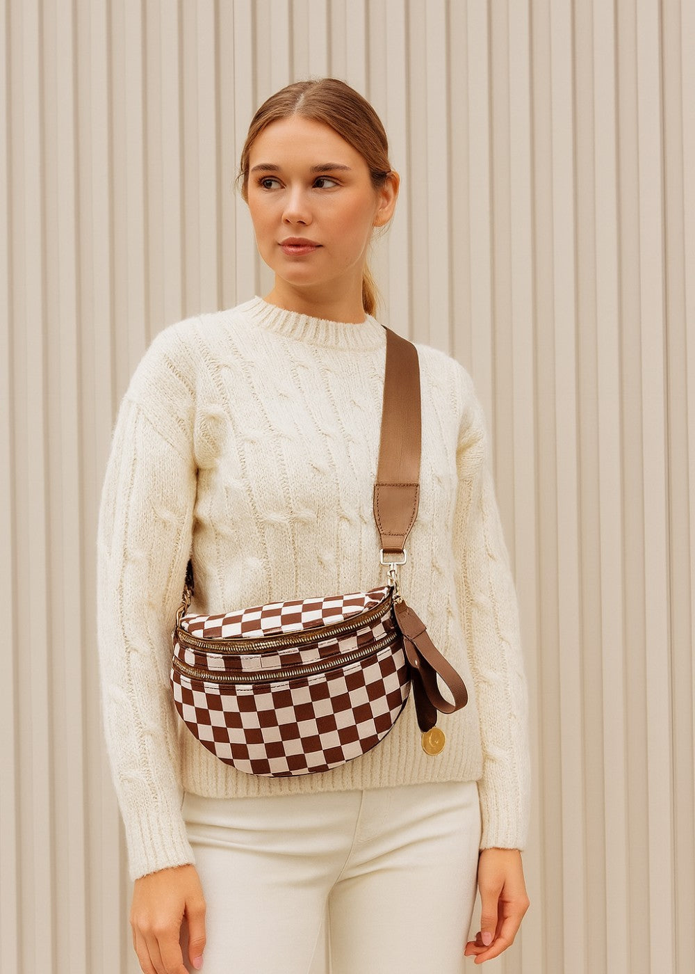 GoFree - Nejprostornější crossbody taška